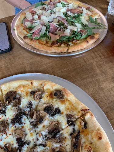 Lusha Pizza