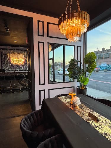 Madame Puffs and Thai Bistro